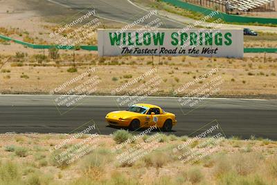 media/May-31-2025-CalClub SCCA (Sat) [[2c1a04e1ee]]/Qualifying/Group 5/Turn 4/